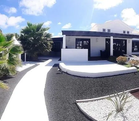 Semesterbostad Casa Lighthouse *